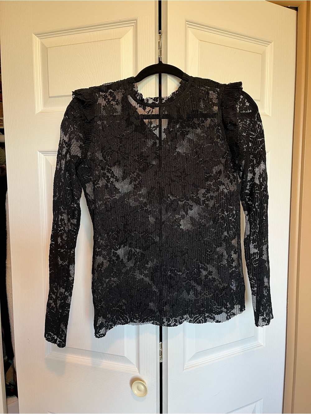 Chelsea 28 Black Lace Long-Sleeve Women's Top